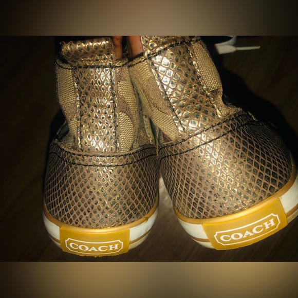 Coach Shoes size 8.5 - Picture 7 of 9